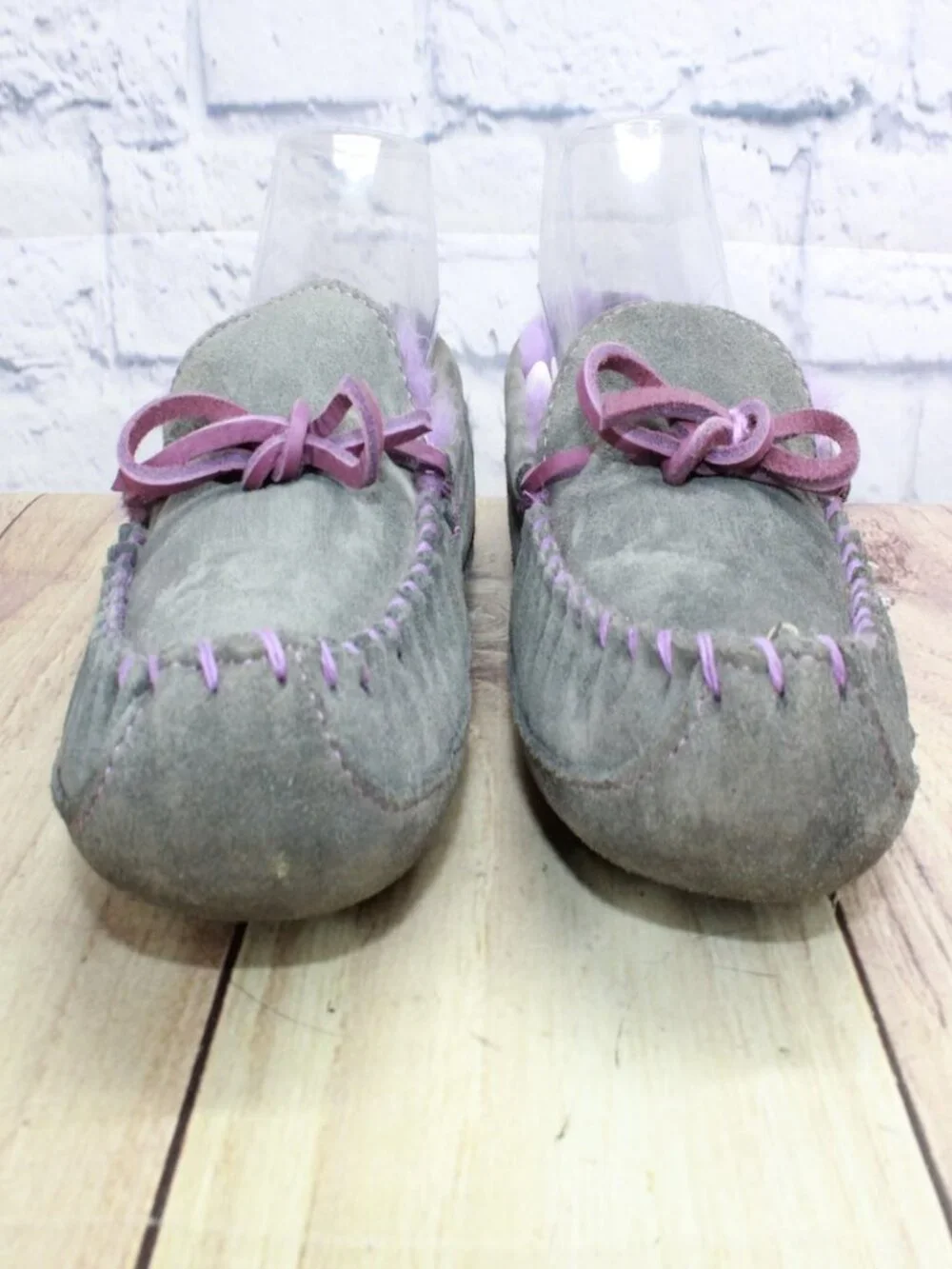 LL Bean Kids Gray Suede Wicked Good Shearling Lined Moccasin Slipper Size 5